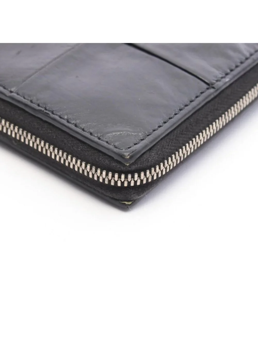 Bottega Veneta Round Wallet Intrecciato Black Lambskin Maxi